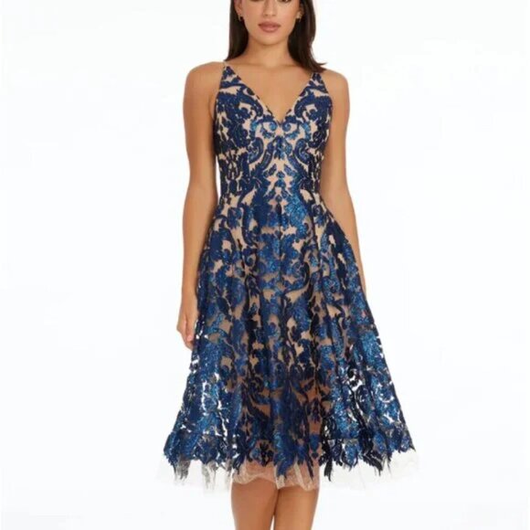 NWT Dress The Population Blair Lace Midi Dress in Navy/NudeSz: XS